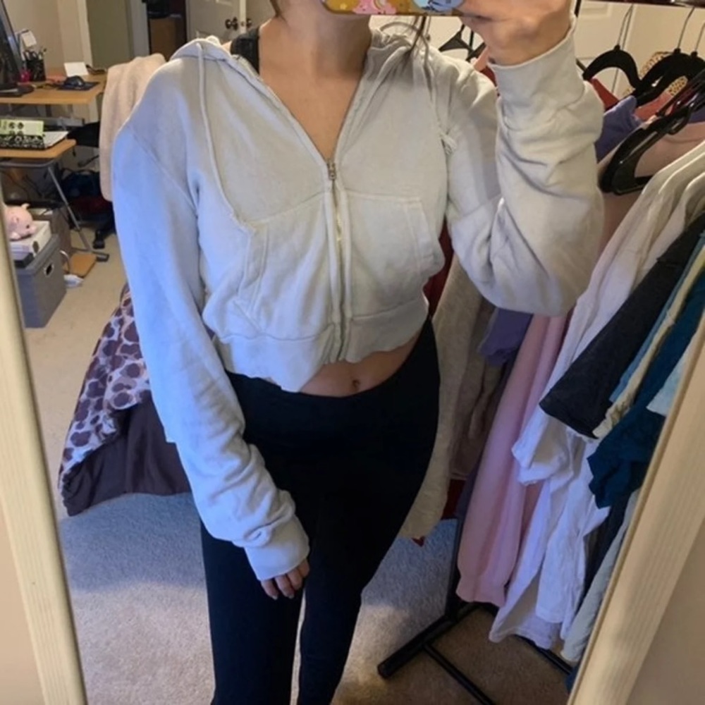 pale blue cropped hoodie (brandy melville)